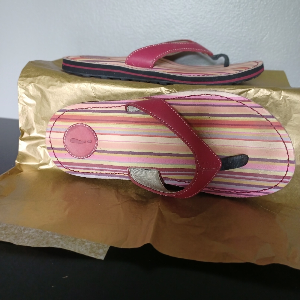 Clark's Women's Privo multi color sandals